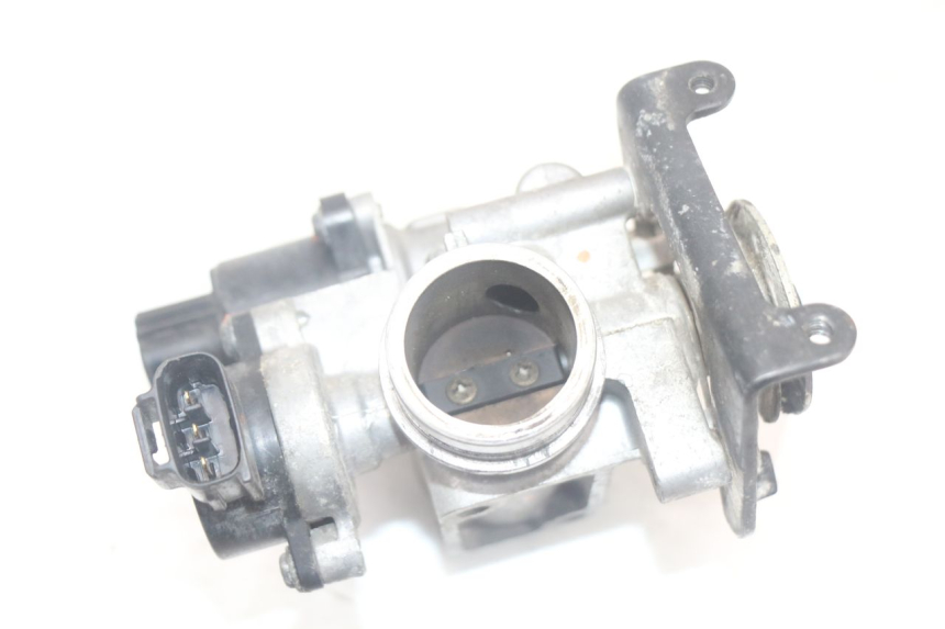 photo de INIEZIONE YAMAHA XMAX X-MAX 125 (2006 - 2009) - Zoom sullo stato d'uso