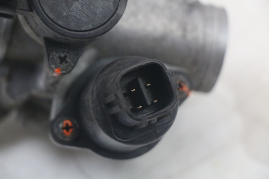 photo de INIEZIONE YAMAHA XMAX X-MAX 125 (2006 - 2009) - Ricambio usato controllato