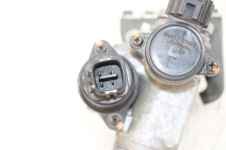 photo de INIEZIONE YAMAHA XMAX X-MAX 125 (2006 - 2009) - Zoom sullo stato d'uso