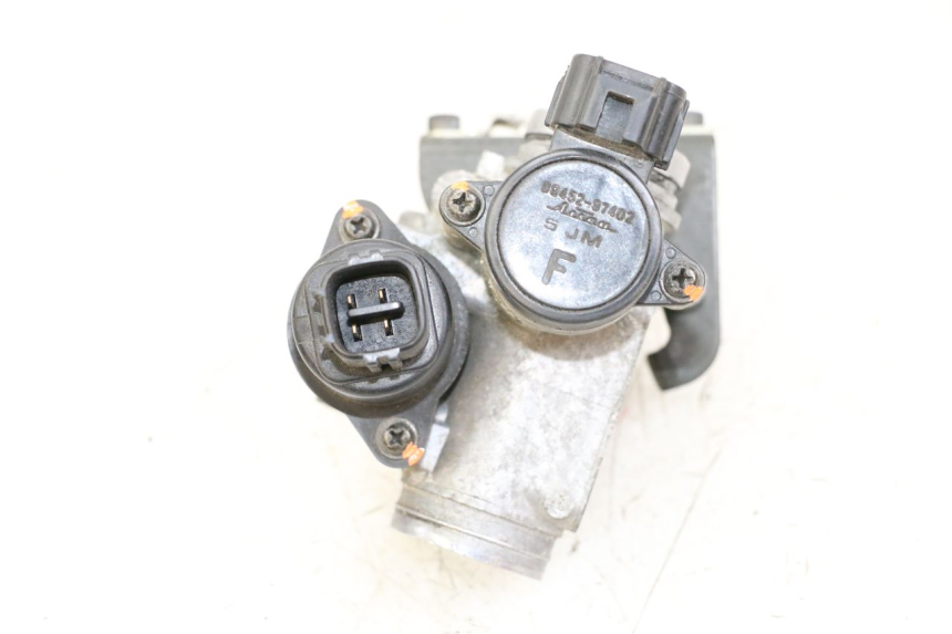 photo de INIEZIONE YAMAHA XMAX X-MAX 125 (2006 - 2009) - Primo piano tecnico