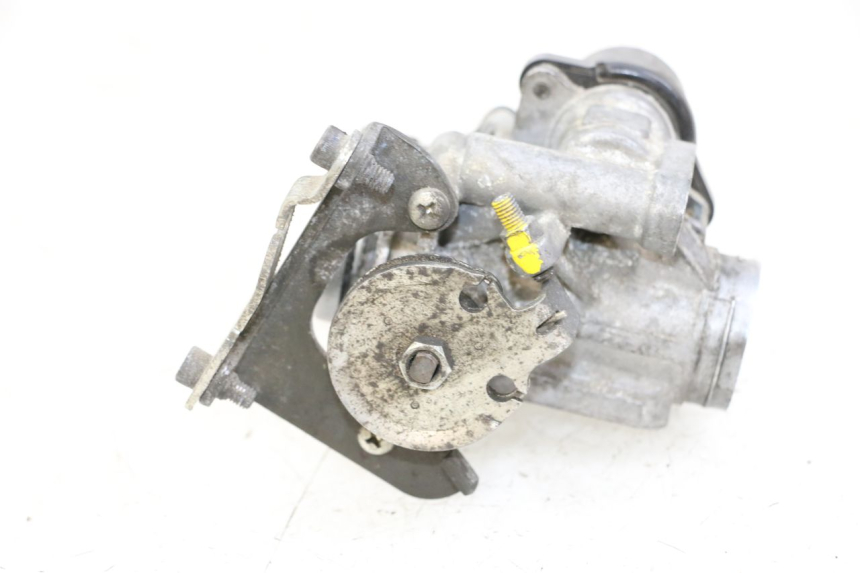 photo de INIEZIONE YAMAHA XMAX X-MAX 125 (2006 - 2009) - Dettagli dei punti di fissaggio