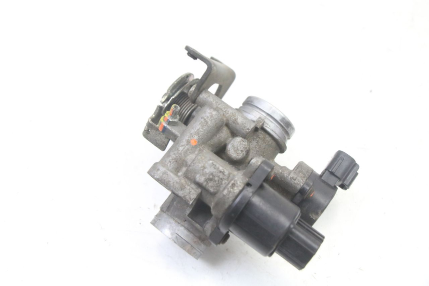 photo de INIEZIONE YAMAHA X-MAX XMAX 125 (2010 - 2013) - Altra angolazione