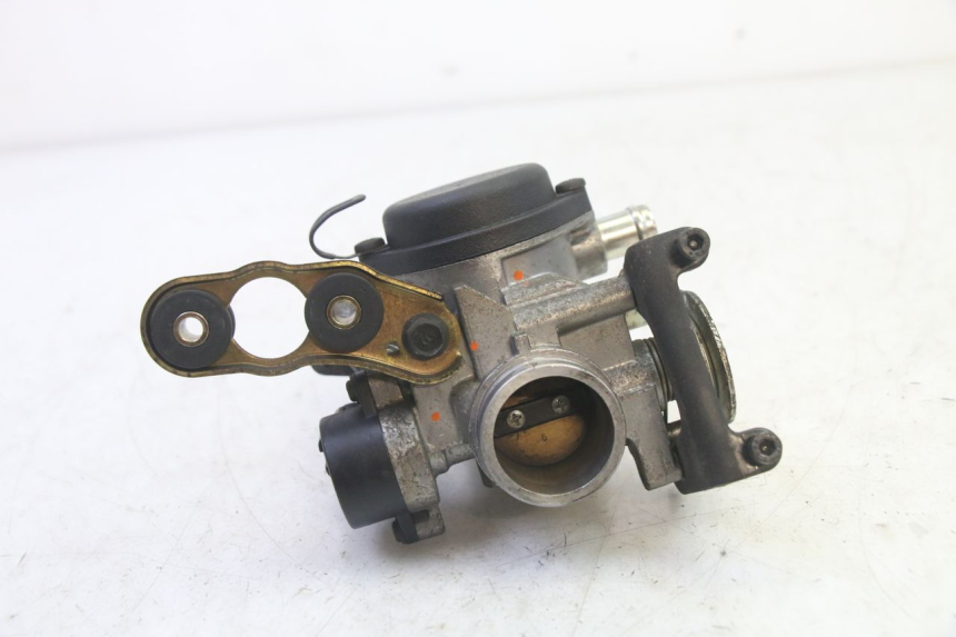 photo de INIEZIONE YAMAHA X-MAX XMAX 250 (2006 - 2009) - Dettaglio del componente