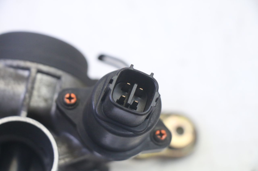 photo de INIEZIONE YAMAHA X-MAX XMAX 250 (2006 - 2009) - Dettagli dei punti di fissaggio