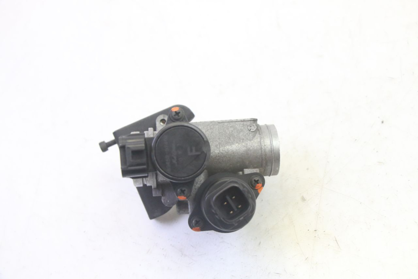 photo de INIEZIONE YAMAHA X-MAX XMAX 125 (2010 - 2013) - Stato della superficie e materiale