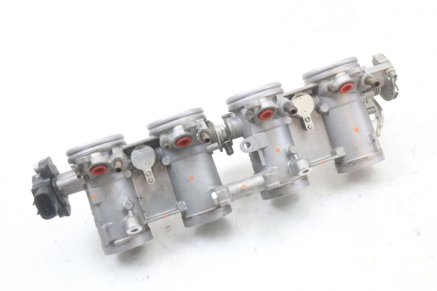 photo de INIEZIONE YAMAHA XJ6 ABS 600 (2008 - 2016) - Primo piano tecnico