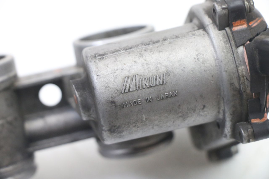 photo de CORPO FARFALLATO YAMAHA YP T-MAX TMAX 530 (2017 - 2020) - Primo piano tecnico