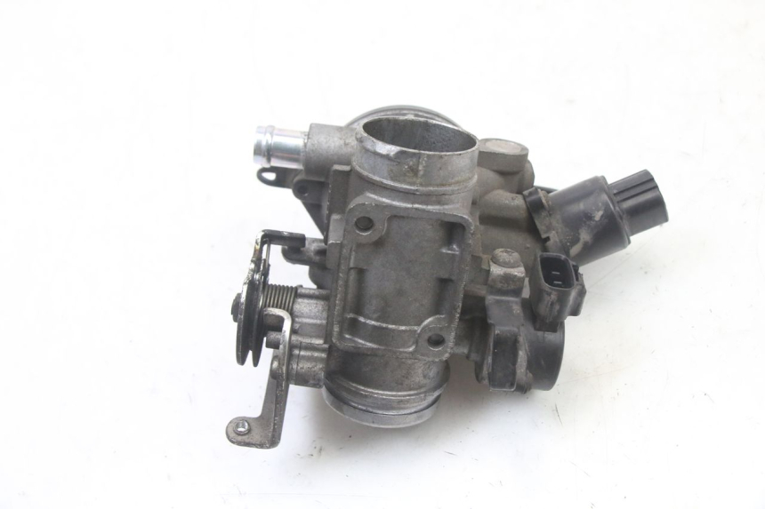 photo de CORPO FARFALLATO YAMAHA YP X-MAX XMAX 400 (2014 - 2017) - Altra angolazione