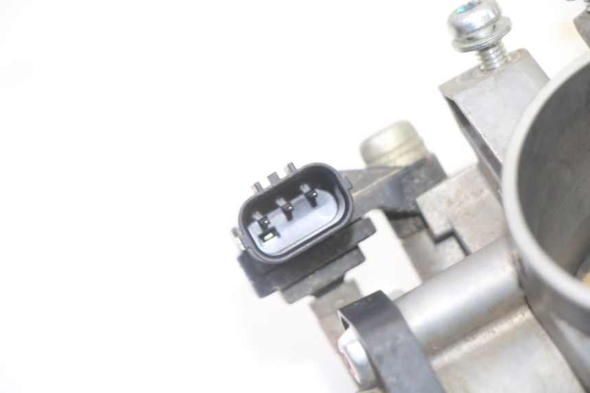 photo de CORPO FARFALLATO YAMAHA YZ-F YZF 250 (2014 - 2018) - Dettaglio del componente