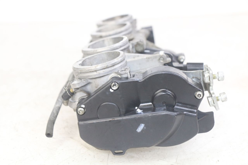 photo de INIEZIONE YAMAHA YZF R1 1000 (2007 - 2008) - Ispezione visiva dettagliata