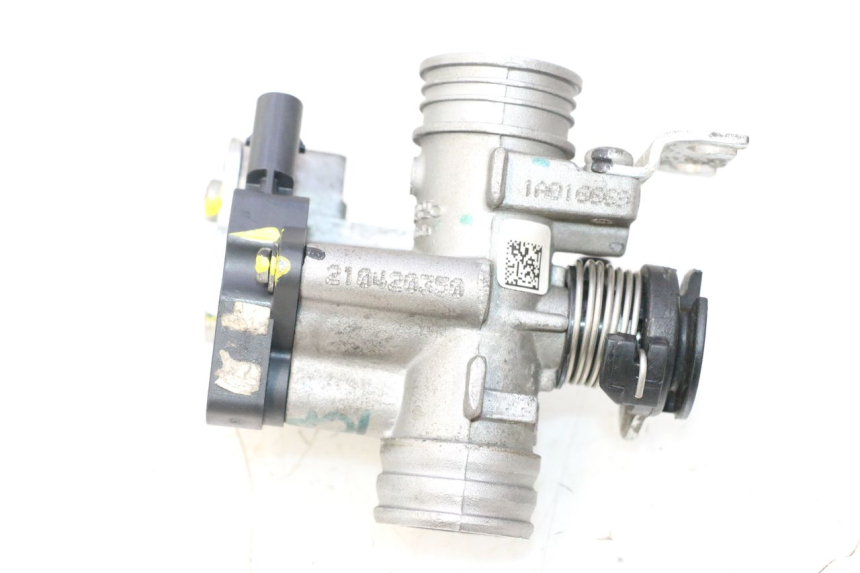 photo de CORPO FARFALLATO PIAGGIO ZIP IGET 4T 50 (2021 - 2023) - Altra angolazione