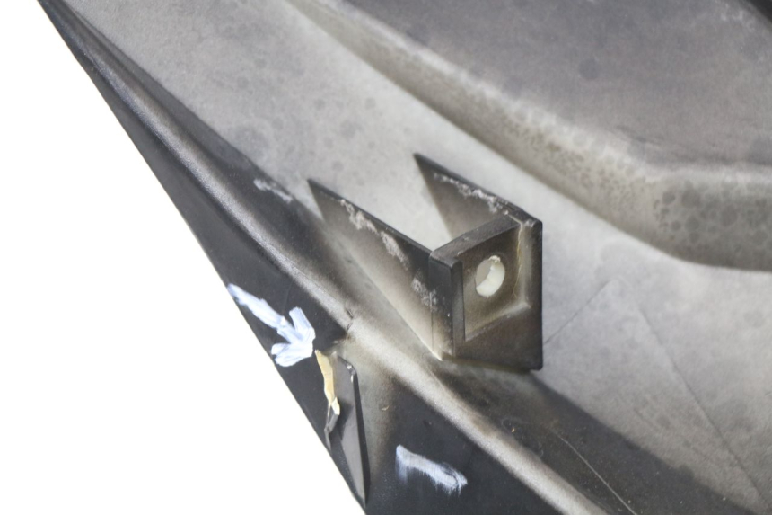 photo de INTERNA CUPOLINO DESTRO HYOSUNG COMET GTR 125 (2007 - 2014) - Zoom sullo stato d'uso