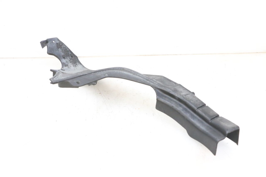 photo de INTERNA CUPOLINO DESTRO KAWASAKI GPZ RX 1000 (1986 - 1988) - Dettagli dei punti di fissaggio