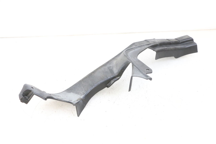 photo de INTERNA CUPOLINO DESTRO KAWASAKI GPZ RX 1000 (1986 - 1988) - Stato della superficie e materiale