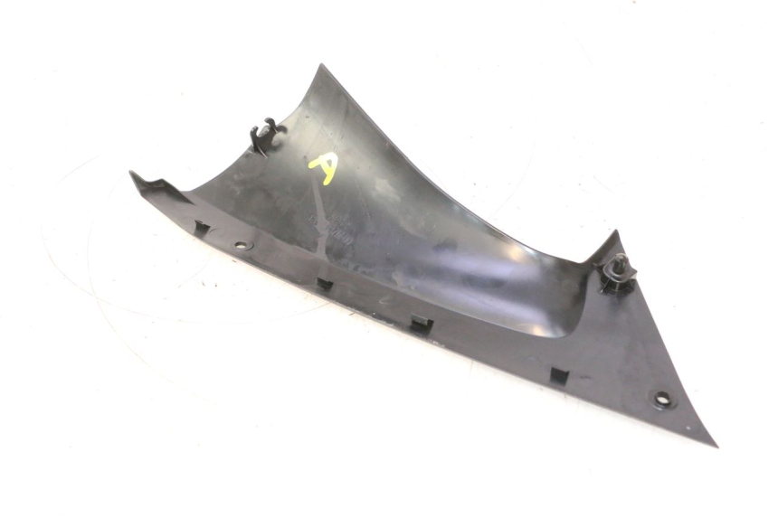 photo de INTERNA CUPOLINO DESTRO YAMAHA YZF R6 600 (2008 - 2009) - Primo piano tecnico