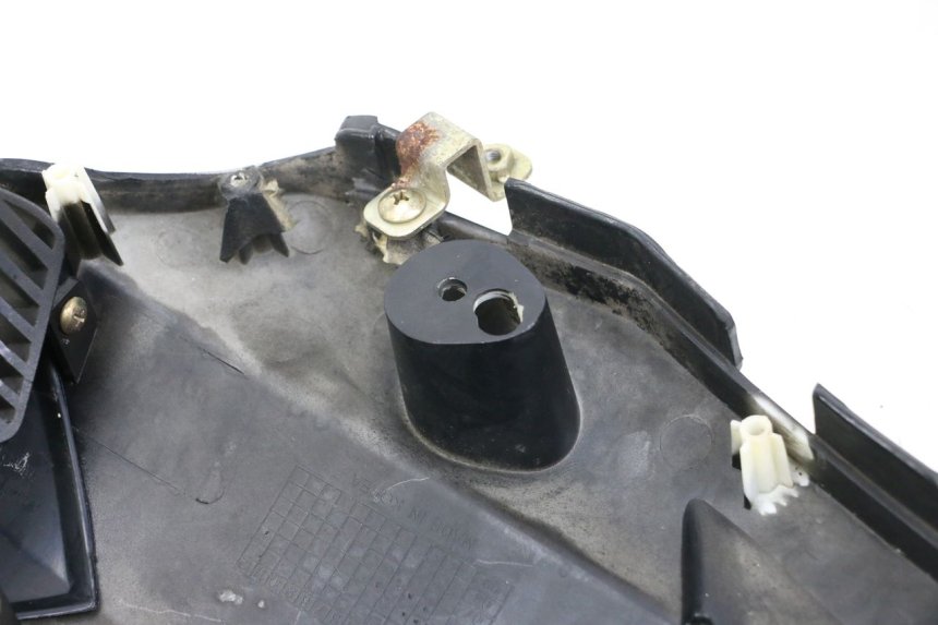 photo de INTERNA CUPOLINO SINISTRO HYOSUNG GTR 125 (2006 - 2008) - Primo piano tecnico