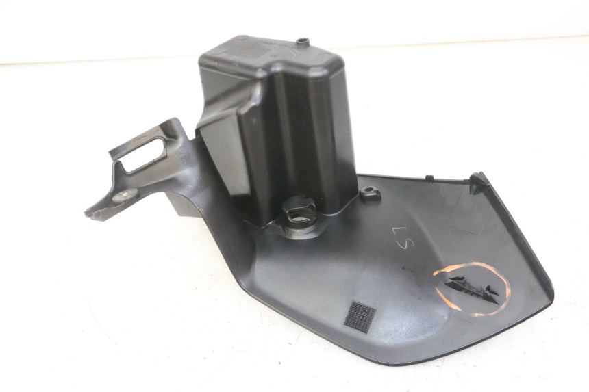 photo de INTERNA CUPOLINO SINISTRO HONDA NTV DEAUVILLE ABS 700 (2007 - 2016) - Primo piano tecnico