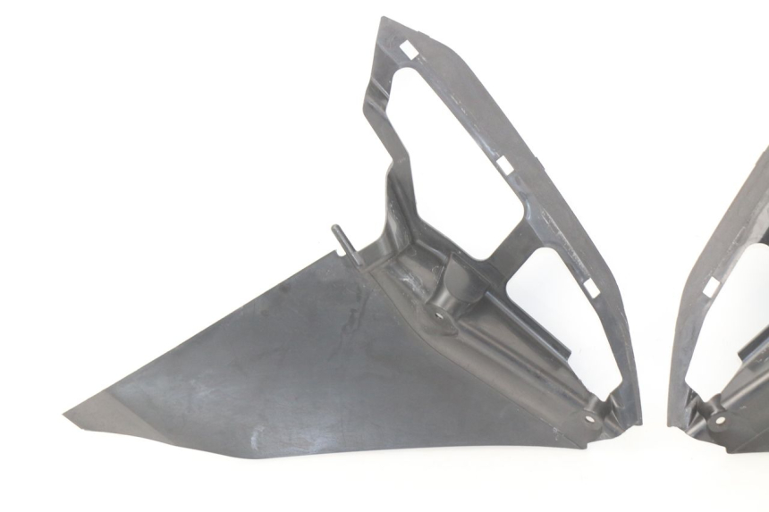 photo de Interno della testa della forcella SUZUKI GSX-R GSXR K16 1000 (2012 - 2016) - Primo piano tecnico