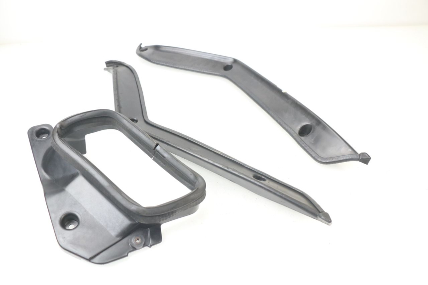 photo de Interno della testa della forcella KAWASAKI GTR 1000 (1994 - 2004) - Vista principale