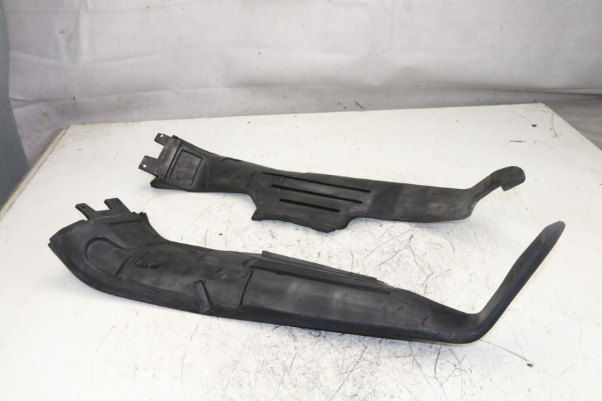 photo de Interno della testa di forcella BMW K 75 RT ABS 750 (1989 - 1997) - Dettaglio del componente