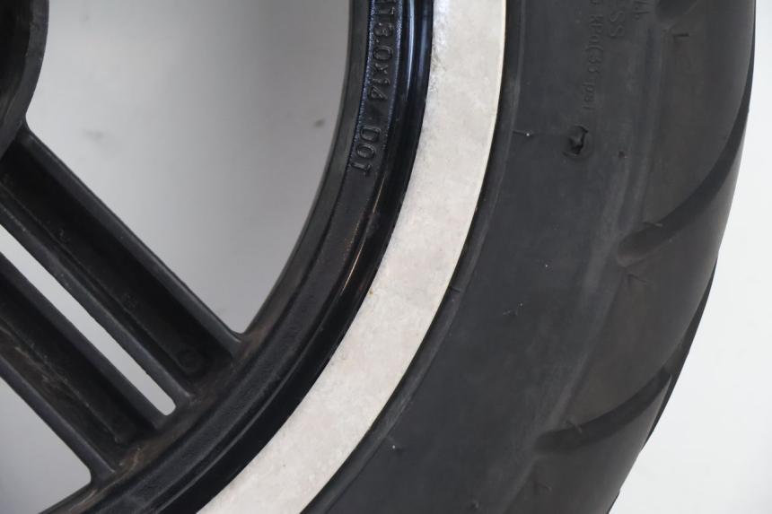 photo de CERCHIO POSTERIORE E PNEUMATICO KYMCO AGILITY CITY 16P 125 (2015 - 2024) - Focus sulla struttura