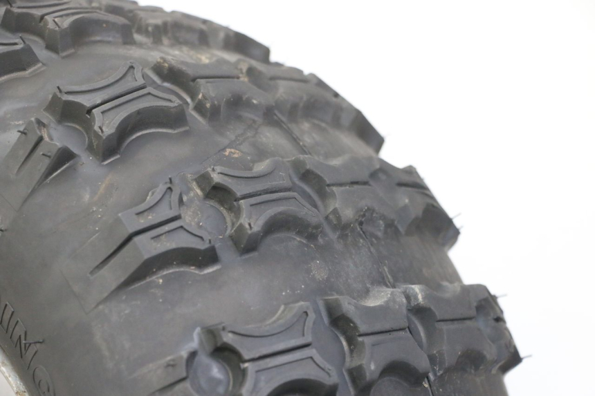 photo de CERCHIO POSTERIORE E PNEUMATICO ANGELL ENFANT 1 - Primo piano tecnico