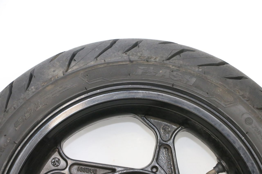 photo de CERCHIO POSTERIORE E PNEUMATICO MAG POWER BOMBERS 4T 50 (2016 - 2026) - Primo piano ad alta risoluzione