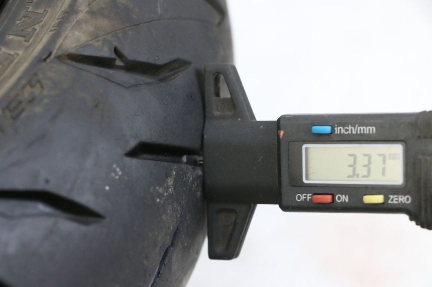 photo de CERCHIO POSTERIORE E PNEUMATICO MAG POWER BOMBERS 4T 50 (2016 - 2026) - Zoom sullo stato d'uso