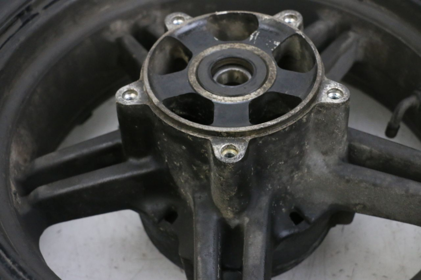 photo de CERCHIO POSTERIORE E PNEUMATICO SUZUKI BURGMAN 650 (2013 - 2020) - Altra angolazione