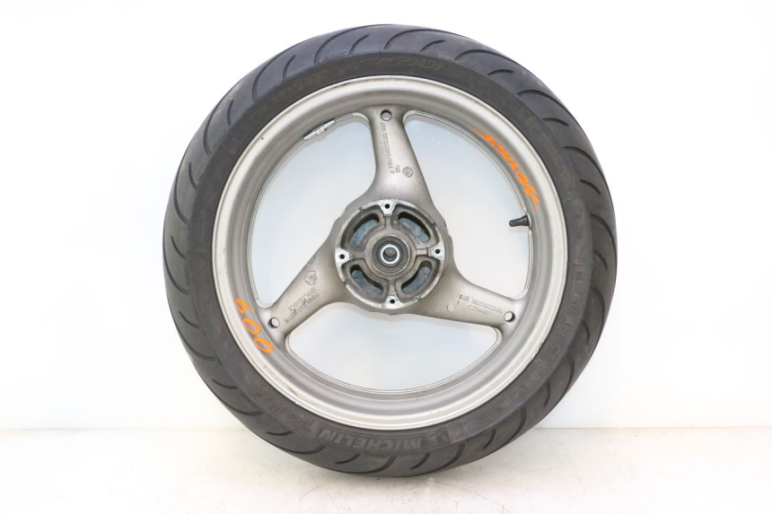 photo de CERCHIO POSTERIORE E PNEUMATICO HONDA CB F HORNET 600 (2005 - 2006) - Vista principale