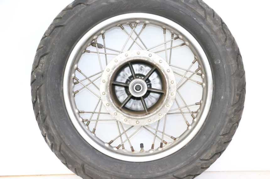 photo de CERCHIO POSTERIORE E PNEUMATICO APRILIA CLASSIC 125 (1995 - 2001) - Ispezione visiva dettagliata