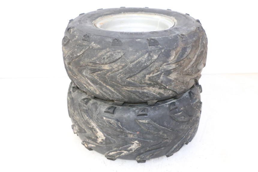 photo de CERCHIO POSTERIORE E PNEUMATICO SPEEDY DELUXE 125 - Dettaglio del componente