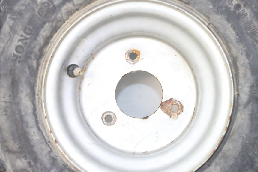 photo de CERCHIO POSTERIORE E PNEUMATICO SPEEDY DELUXE 125 - Zoom sui componenti