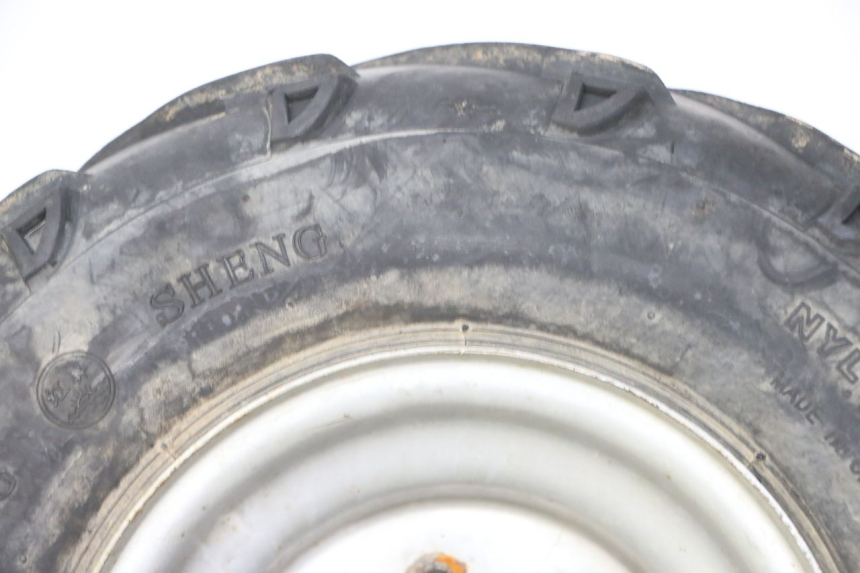 photo de CERCHIO POSTERIORE E PNEUMATICO SPEEDY DELUXE 125 - Foto prodotto supplementare