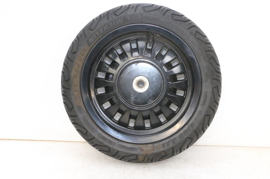 photo de CERCHIO POSTERIORE E PNEUMATICO PEUGEOT DJANGO 4T 50 (2014 - 2019) - Vista principale