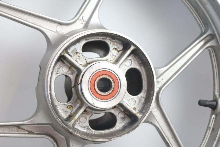 photo de CERCHIO POSTERIORE E PNEUMATICO KAWASAKI ER-6 ER6 N 650 (2005 - 2009) - Ricambio usato controllato