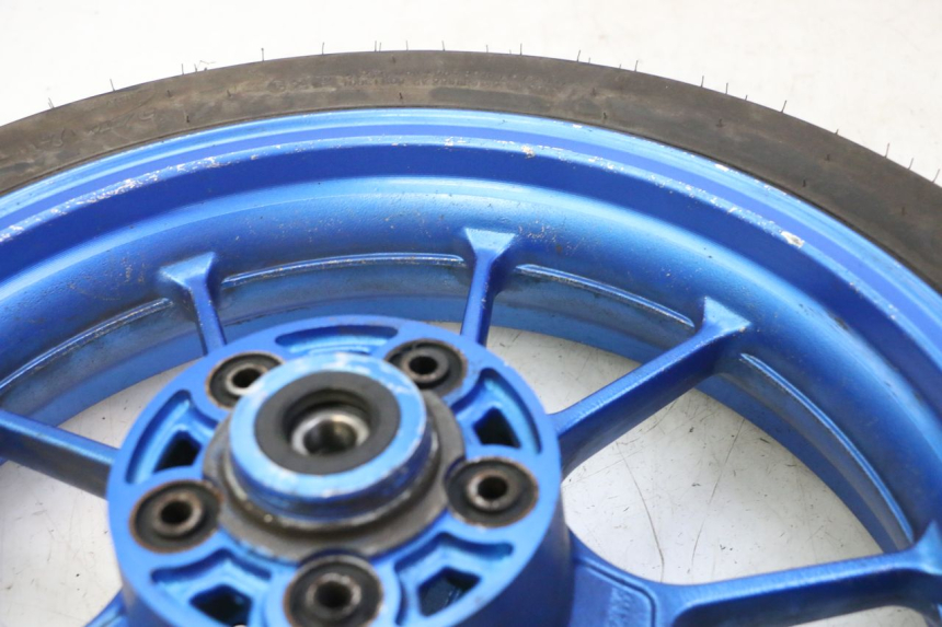 photo de CERCHIO POSTERIORE E PNEUMATICO STAHO FH 50 (2018 - 2019) - Zoom sullo stato d'uso