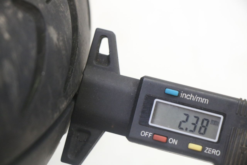 photo de CERCHIO POSTERIORE E PNEUMATICO PIAGGIO FLY 2T 50 (2004 - 2017) - Ispezione visiva dettagliata