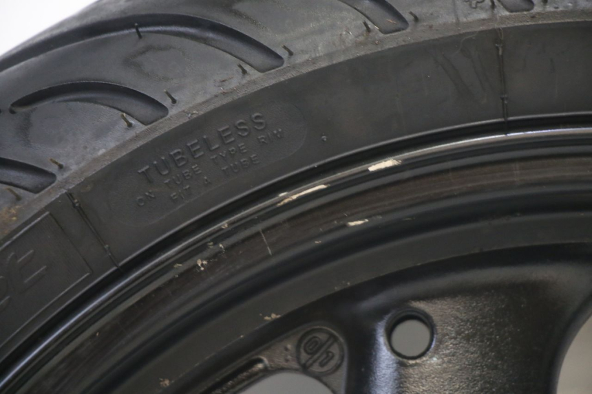 photo de CERCHIO POSTERIORE E PNEUMATICO SUZUKI GS GSE 500 (2001 - 2003) - Caratteristiche distintive