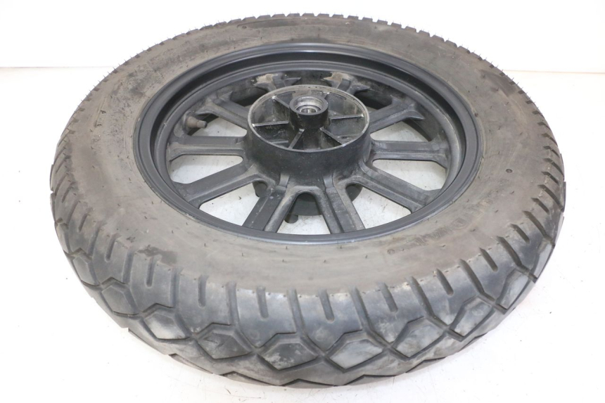 photo de CERCHIO POSTERIORE E PNEUMATICO KEEWAY K-LIGHT KLIGHT 125 (2018 - 2025) - Altra angolazione