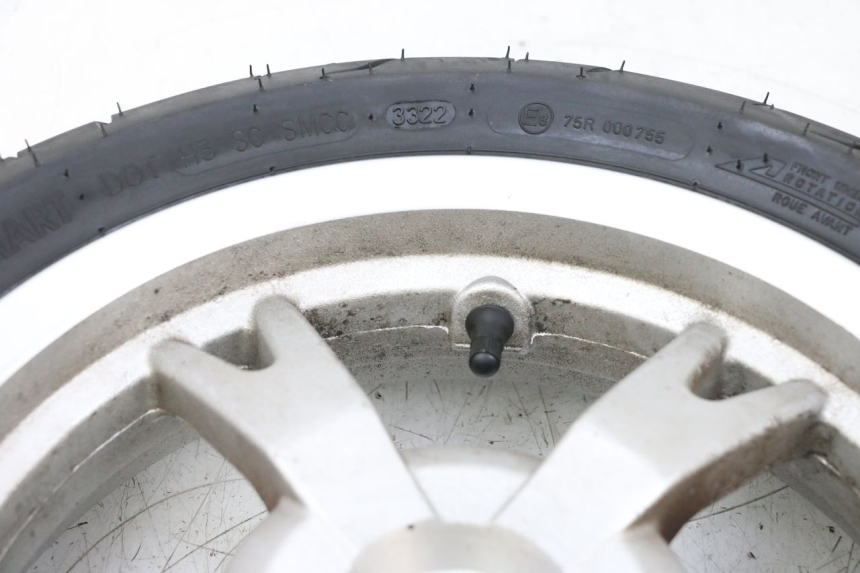 photo de CERCHIO POSTERIORE E PNEUMATICO PEUGEOT KISBEE 4T 50 (2018 - 2022) - Ricambio usato controllato