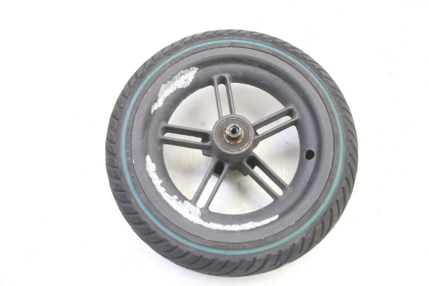 photo de CERCHIO POSTERIORE E PNEUMATICO XIAOMI MI PRO 2 1 - Dettagli dei punti di fissaggio