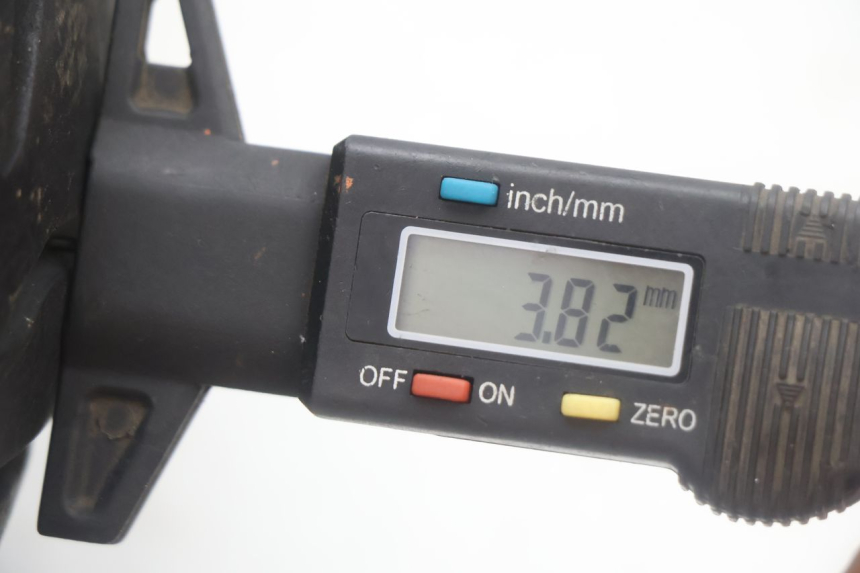 photo de CERCHIO POSTERIORE E PNEUMATICO PIAGGIO MP3 HPE 530 (2022 - 2026) - Dettaglio del componente
