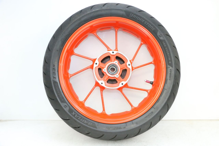 photo de CERCHIO POSTERIORE E PNEUMATICO YAMAHA MT-07 MT07 ABS 700 (2018 - 2020) - Angolazione alternativa