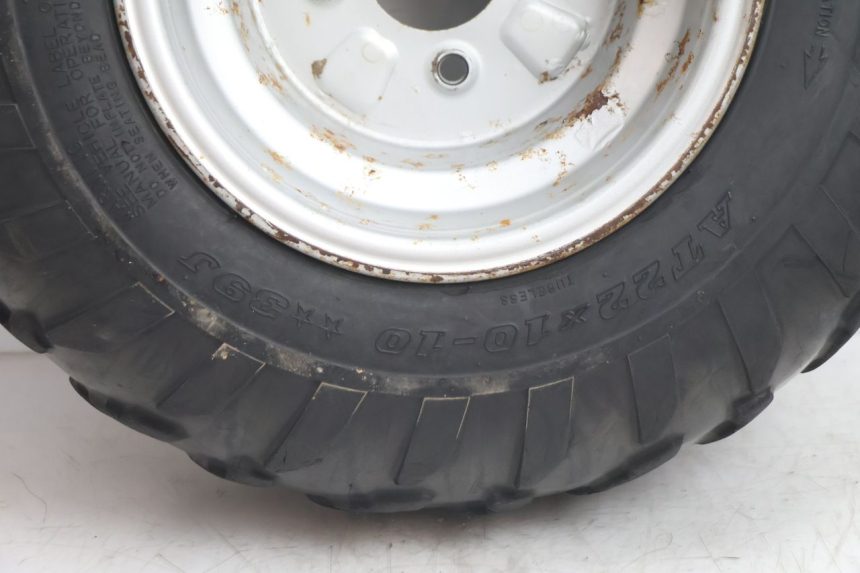 photo de CERCHIO POSTERIORE E PNEUMATICO KYMCO MXU R 250 (2004 - 2010) - Zoom sullo stato d'uso