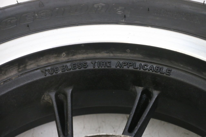 photo de CERCHIO POSTERIORE E PNEUMATICO KYMCO LIKE 4T 50 (2019 - 2025) - Vista d'insieme del prodotto