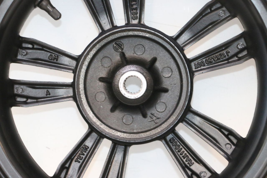 photo de CERCHIO POSTERIORE E PNEUMATICO JM MOTORS R-MAX TECH 50 (2024 - 2026) - Caratteristiche distintive