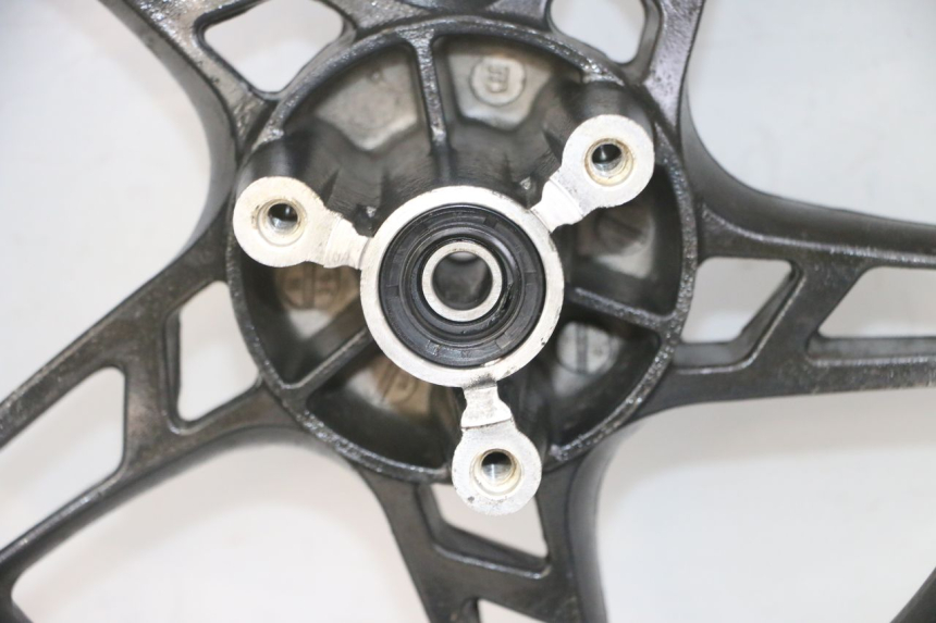 photo de CERCHIO POSTERIORE E PNEUMATICO KSR SIRION 4T 50 (2018 - 2025) - Marcature e riferimenti originali