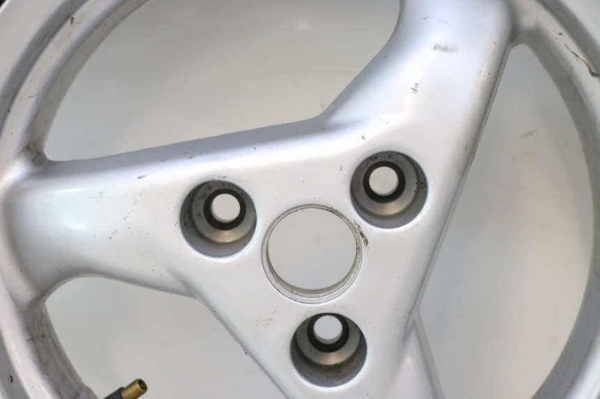 photo de CERCHIO POSTERIORE E PNEUMATICO PEUGEOT SPEEDFIGHT LC 50 (1996 - 2002) - Zoom sui componenti