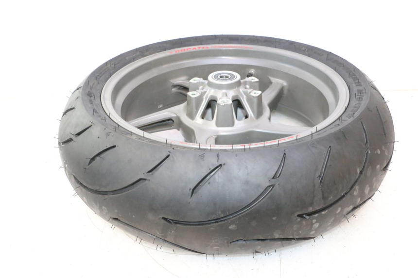 photo de CERCHIO POSTERIORE E PNEUMATICO DUCATI SS IE DS CARENEE 1000 (2002 - 2006) - Altra angolazione